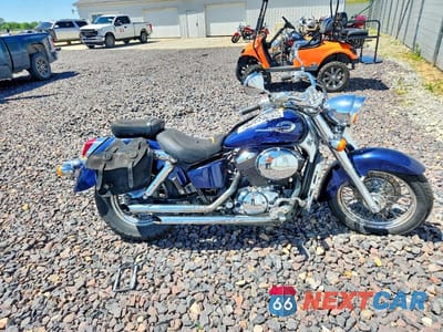 2002 HONDA VT750 CDD JH2RC44FX2M012776 - główne zdjęcie licytacji z USA - miniatura