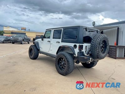 Trzecie zdjęcie samochodu z tyłu: 2015 JEEP WRANGLER UNLIMITED RUBICON VIN:1C4BJWFG3FL530855 - miniatura