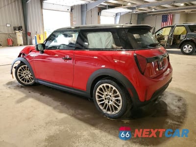 Drugie zdjęcie samochodu z przodu: 2026 MINI COOPER S VIN:WMW23GD07T2Y20679 - miniatura