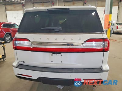 Zdjęcie 6 z 14 samochodu: 2019 LINCOLN NAVIGATOR L RESERVE VIN:5LMJJ3LT3KEL11865 - miniatura