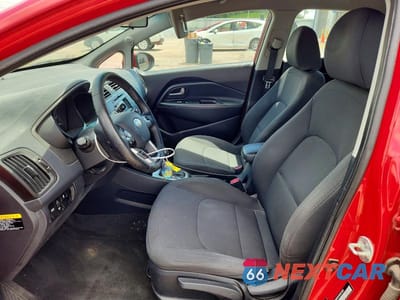 Zdjęcie 7 z 12 samochodu: 2013 KIA RIO 5-DOOR EX VIN:KNADN5A36D6107837 - miniatura