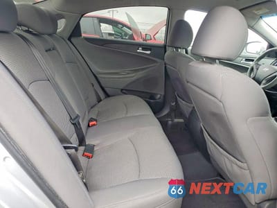 Zdjęcie 10 z 12 samochodu: 2011 HYUNDAI SONATA GLS VIN:5NPEB4ACXBH098377 - miniatura