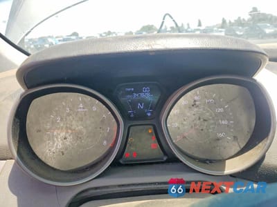Zdjęcie 9 z 12 samochodu: 2013 HYUNDAI ELANTRA GLS VIN:5NPDH4AE4DH339753 - miniatura