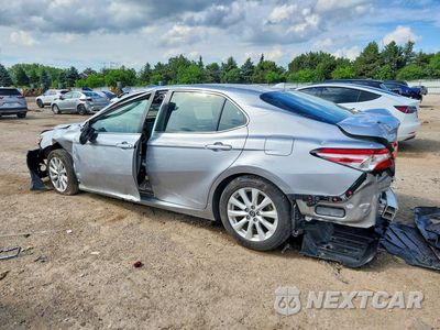 Drugie zdjęcie samochodu z przodu: 2019 TOYOTA CAMRY LE VIN:4T1B11HK7KU171675 - miniatura