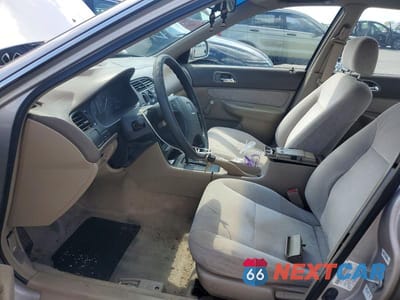 Zdjęcie 7 z 12 samochodu: 1996 HONDA ACCORD DX 25TH ANNIVERSARY VIN:1HGCD5686TA094719 - miniatura