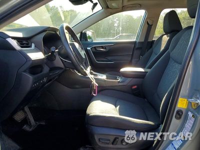 Zdjęcie 7 z 14 samochodu: 2020 TOYOTA RAV4 XLE VIN:2T3P1RFV8LW100821 - miniatura