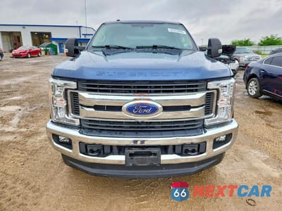 Piąte zdjęcie samochodu w środku: 2017 FORD F250 SUPER DUTY VIN:1FT7W2B67HEE56747 - miniatura