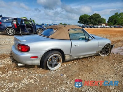 Trzecie zdjęcie samochodu z tyłu: 2001 MAZDA MX-5 MIATA BASE VIN:JM1NB353710215882 - miniatura