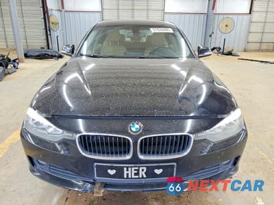 Piąte zdjęcie samochodu w środku: 2014 BMW 328 D VIN:WBA3D3C54EF099241 - miniatura