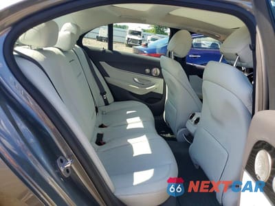 Zdjęcie 10 z 12 samochodu: 2023 MERCEDES-BENZ E 350 4MATIC VIN:W1KZF8EBXPB170353 - miniatura