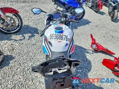 Zdjęcie 6 z 9 samochodu: 2025 BMW S 1000 RR VIN:WB10P2300S6K99604 - miniatura