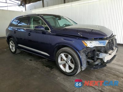 Czwarte zdjęcie samochodu z boku: 2024 AUDI Q7 PREMIUM PLUS VIN:WA1LCBF7XRD006666 - miniatura