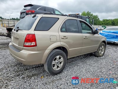 Trzecie zdjęcie samochodu z tyłu: 2004 KIA SORENTO LX VIN:KNDJD733945233438 - miniatura
