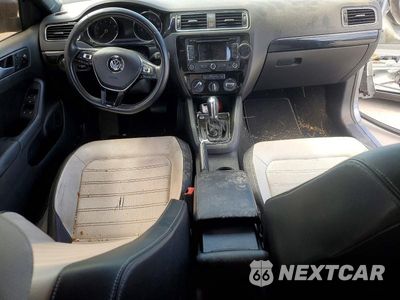 Zdjęcie 8 z 13 samochodu: 2015 VOLKSWAGEN JETTA SE VIN:3VWD17AJ7FM347939 - miniatura
