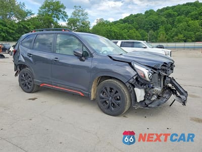Czwarte zdjęcie samochodu z boku: 2020 SUBARU FORESTER SPORT VIN:JF2SKARC2LH434563 - miniatura