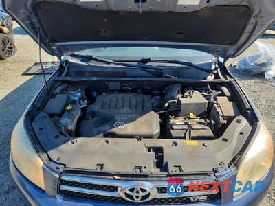 Zdjęcie 12 z 13 samochodu: 2008 TOYOTA RAV4 LIMITED VIN:JTMBK31V585069795 - miniatura