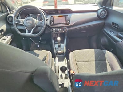 Zdjęcie 8 z 13 samochodu: 2019 NISSAN KICKS S VIN:3N1CP5CU3KL558776 - miniatura