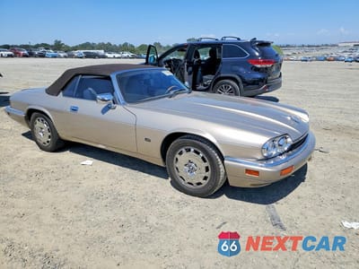 Czwarte zdjęcie samochodu z boku: 1996 JAGUAR XJS 2+2 VIN:SAJNX2747TC224179 - miniatura