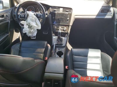 Zdjęcie 8 z 12 samochodu: 2019 VOLKSWAGEN GTI S VIN:3VW6T7AU7KM034316 - miniatura