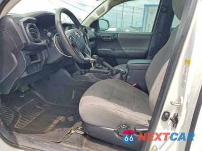 Zdjęcie 7 z 12 samochodu: 2017 TOYOTA TACOMA SR VIN:5TFRX5GN1HX090845 - miniatura