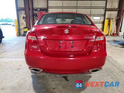 Zdjęcie 6 z 12 samochodu: 2012 SUZUKI KIZASHI SE VIN:JS2RF9A32C6100014 - miniatura
