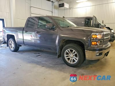 Czwarte zdjęcie samochodu z boku: 2015 CHEVROLET SILVERADO K1500 LT VIN:1GCVKREC5FZ337551 - miniatura