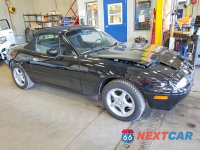 Czwarte zdjęcie samochodu z boku: 1997 MAZDA MX-5 MIATA VIN:JM1NA3533V0721590 - miniatura
