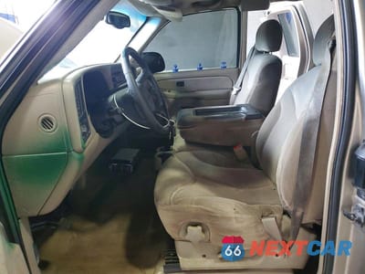 Zdjęcie 7 z 12 samochodu: 2002 GMC NEW SIERRA C1500 VIN:2GTEC19T121230458 - miniatura