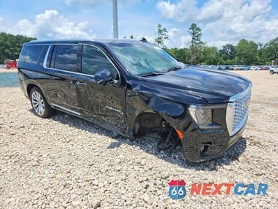 Czwarte zdjęcie samochodu z boku: 2022 GMC YUKON XL DENALI VIN:1GKS2JKL4NR260960 - miniatura