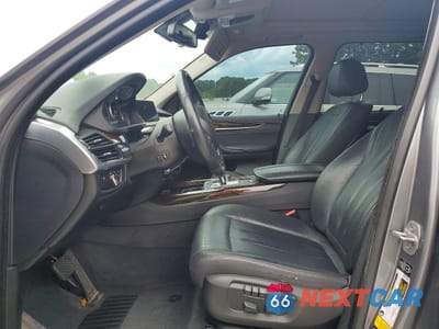 Zdjęcie 7 z 13 samochodu: 2015 BMW X5 XDRIVE35I VIN:5UXKR0C58F0K62569 - miniatura