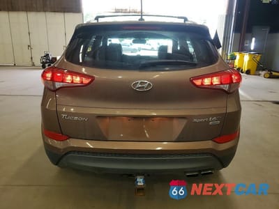 Zdjęcie 6 z 13 samochodu: 2016 HYUNDAI TUCSON VIN:KM8J3CA25GU111008 - miniatura
