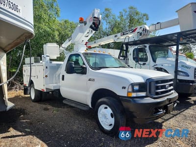 Czwarte zdjęcie samochodu z boku: 2003 FORD F450 SUPER VIN:1FDXF46S83EC74837 - miniatura
