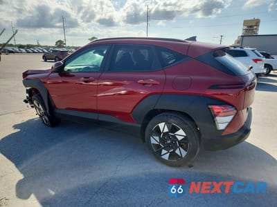 Drugie zdjęcie samochodu z przodu: 2024 HYUNDAI KONA SEL VIN:KM8HB3AB7RU119034 - miniatura