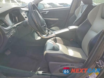 Zdjęcie 7 z 13 samochodu: 2016 VOLVO S60 CROSS COUNTRY T5 VIN:YV4612UM2G2001193 - miniatura