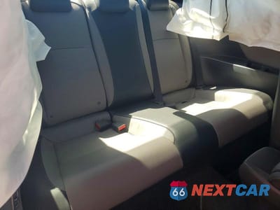 Zdjęcie 10 z 12 samochodu: 2017 HONDA CIVIC TOURING VIN:2HGFC3B95HH356371 - miniatura