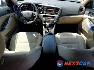 Zdjęcie 8 z 13 samochodu: 2012 KIA OPTIMA LX VIN:5XXGM4A78CG055868 - miniatura
