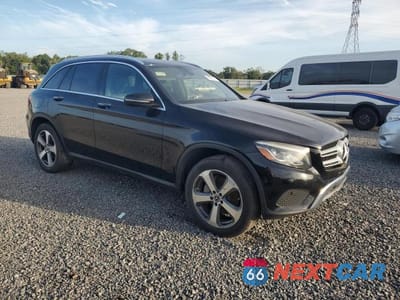 Czwarte zdjęcie samochodu z boku: 2019 MERCEDES-BENZ GLC 300 4MATIC VIN:WDC0G4KBXKV124598 - miniatura