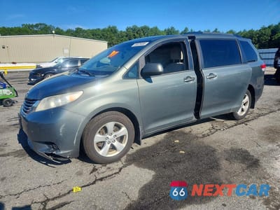 2013 TOYOTA SIENNA LE 5TDKK3DC4DS397630 - główne zdjęcie licytacji z USA - miniatura