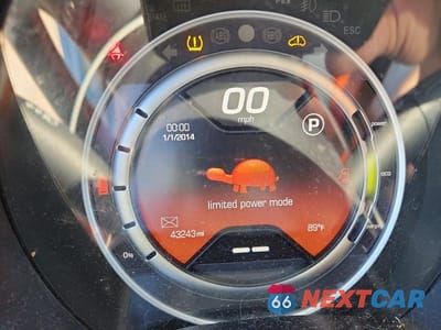 Zdjęcie 9 z 12 samochodu: 2015 FIAT 500 ELECTRIC VIN:3C3CFFGE5FT732852 - miniatura