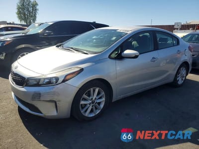 2017 KIA FORTE LX 3KPFL4A76HE117007 - główne zdjęcie licytacji z USA - miniatura