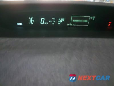 Zdjęcie 9 z 13 samochodu: 2010 TOYOTA PRIUS V VIN:JTDKN3DU1A0051713 - miniatura