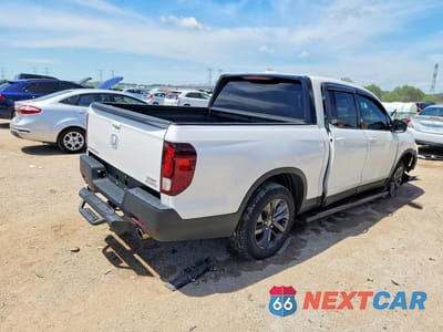 Trzecie zdjęcie samochodu z tyłu: 2023 HONDA RIDGELINE SPORT VIN:5FPYK3F14PB068318 - miniatura