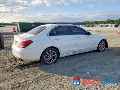Trzecie zdjęcie samochodu z tyłu: 2016 MERCEDES-BENZ C 300 VIN:55SWF4JB6GU174732 - miniatura