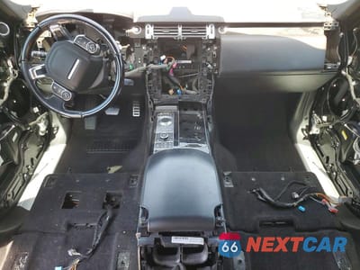 Zdjęcie 8 z 13 samochodu: 2014 LAND ROVER RANGE ROVER SUPERCHARGED VIN:SALGS2TF6EA190871 - miniatura