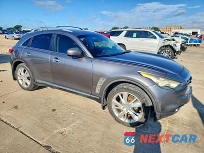 Czwarte zdjęcie samochodu z boku: 2012 INFINITI FX35 BASE VIN:JN8AS1MW1CM153894 - miniatura