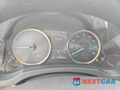 Zdjęcie 9 z 13 samochodu: 2020 LEXUS IS 300 VIN:JTHAA1D21L5106594 - miniatura