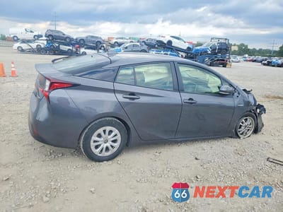 Trzecie zdjęcie samochodu z tyłu: 2021 TOYOTA PRIUS LE VIN:JTDKAMFU9M3152905 - miniatura