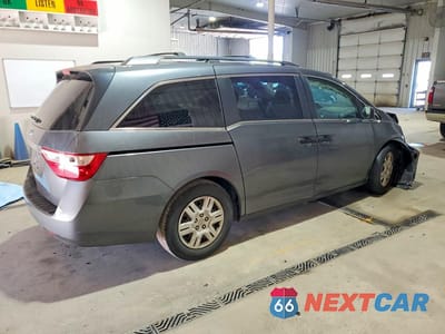 Trzecie zdjęcie samochodu z tyłu: 2011 HONDA ODYSSEY LX VIN:5FNRL5H21BB024815 - miniatura