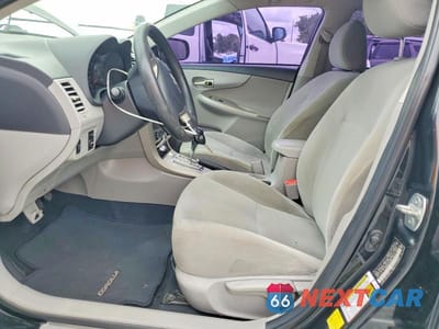Zdjęcie 7 z 12 samochodu: 2012 TOYOTA COROLLA LE VIN:2T1BU4EE0CC907575 - miniatura