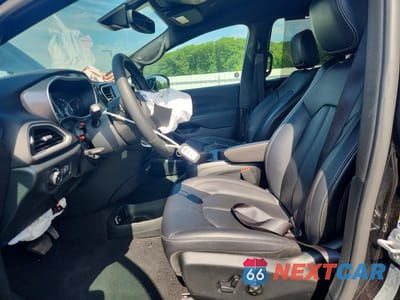 Zdjęcie 7 z 14 samochodu: 2025 CHRYSLER PACIFICA SELECT VIN:2C4RC1BG4SR598987 - miniatura